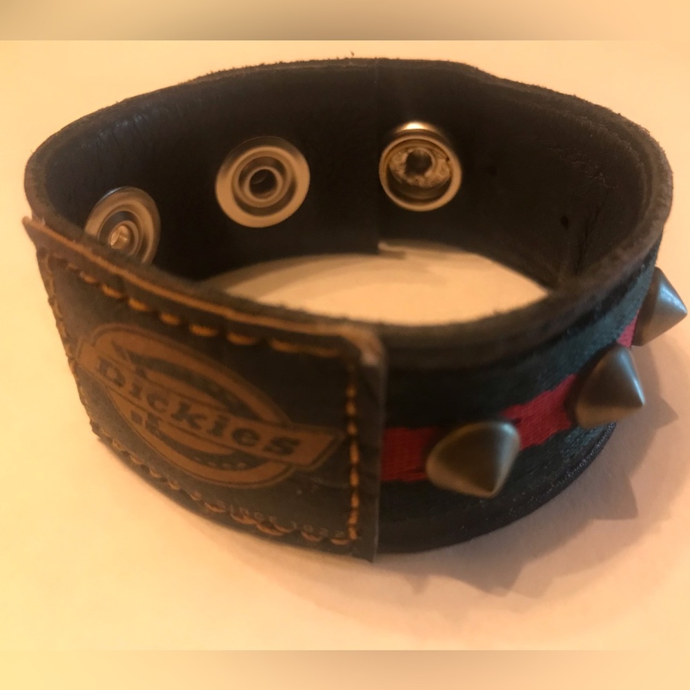 Cuff bracelet
